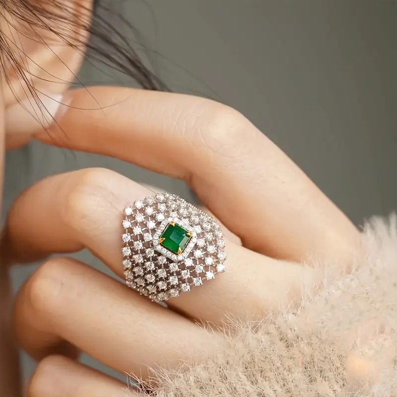 2026 New Small Fragrance Style - đánh giá và giá Luxury Lifestyle Magazine